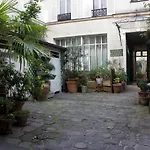 Superb Apartment 600M From Pigalle